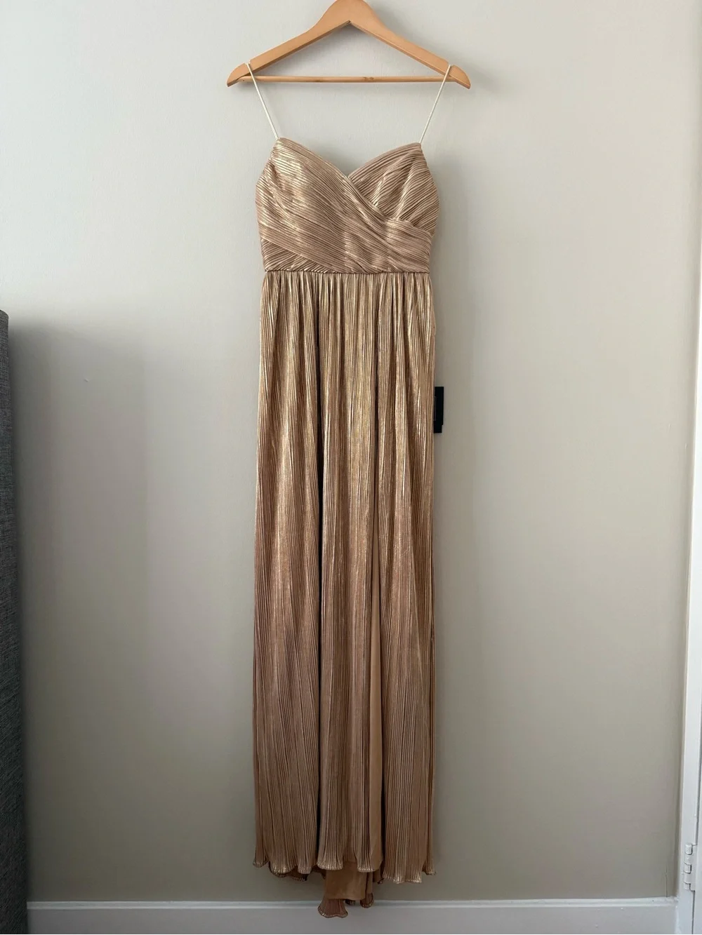 NWT - Ieena for Mac Duggal - Gold Metallic Ruched A Line Gown